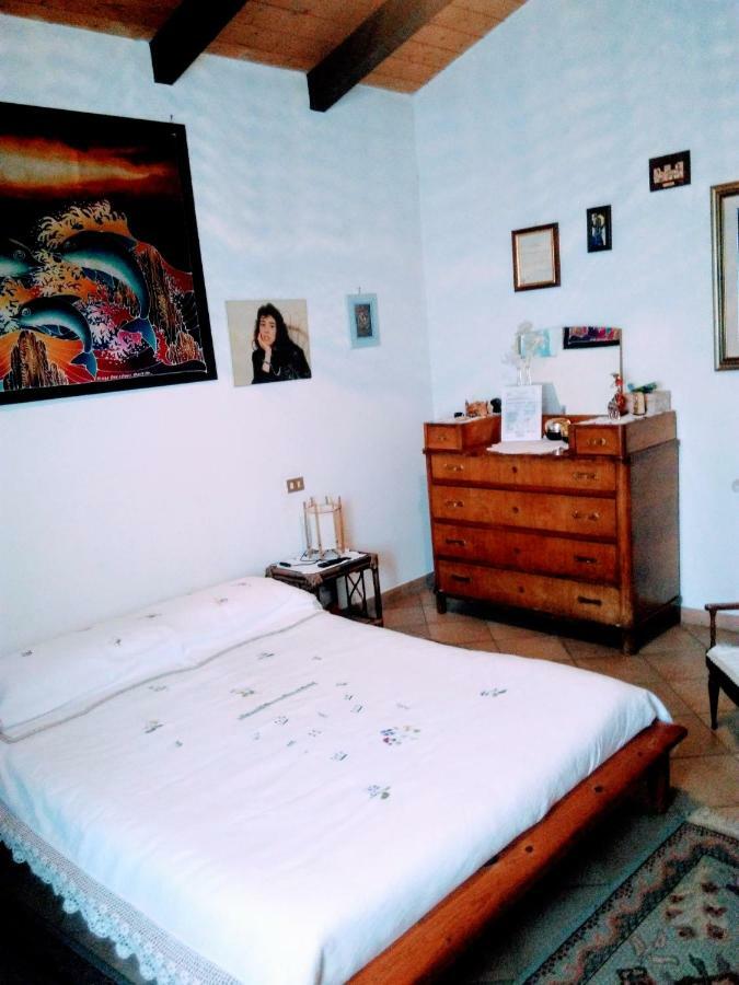Torre CanaveseIl Laghetto住宿加早餐旅馆 外观 照片